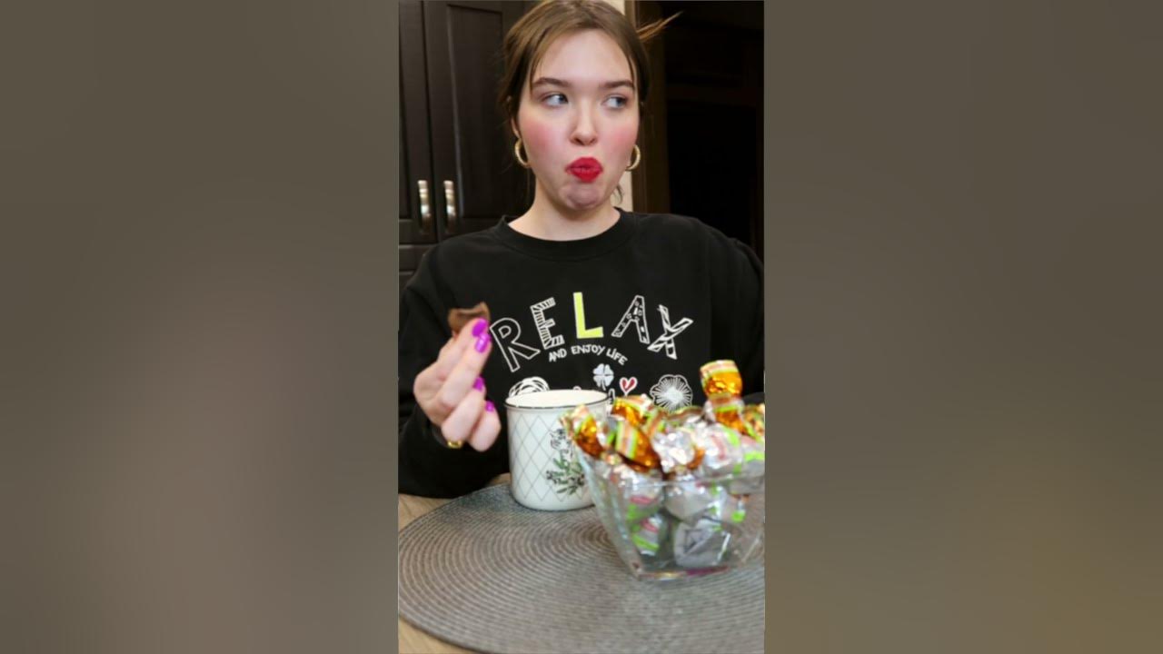 КОГДА СЕЛА НА ДИЕТУ И НАЧИНАЕШЬ ЕСТЬ ПОЛЕЗНЫЕ СЛАДОСТИ #диета #юмор ...