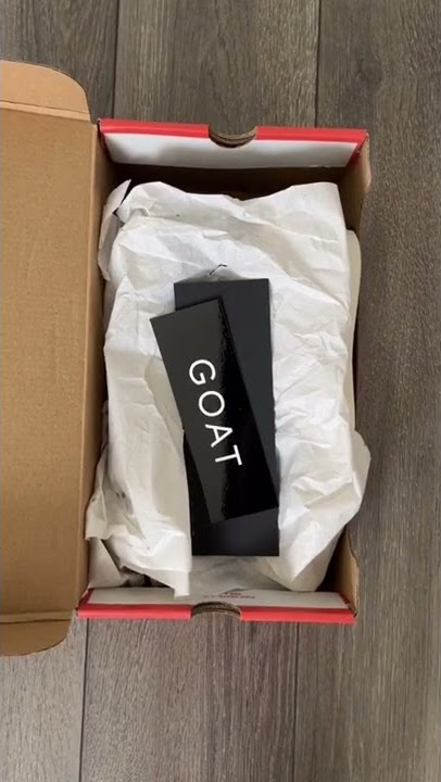 Unboxing Green Converse tiktok lululuvvs