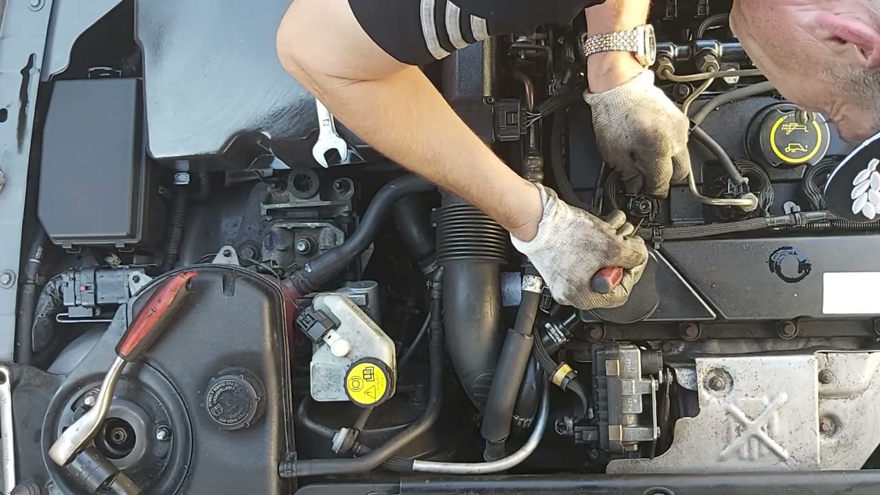 jaguar x type replacing injector 4 due to heavy knocking sound.