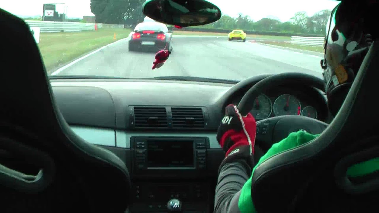 BMW E46 M3 Coupe vs Z4 M Coupe - YouTube