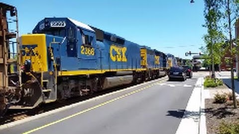 [CSX]7851 CW40-8-CW40-8-GP40-2-RDSLUG In NOTCH8!! Leads F707-18 NB Into The Yard In Fay NC