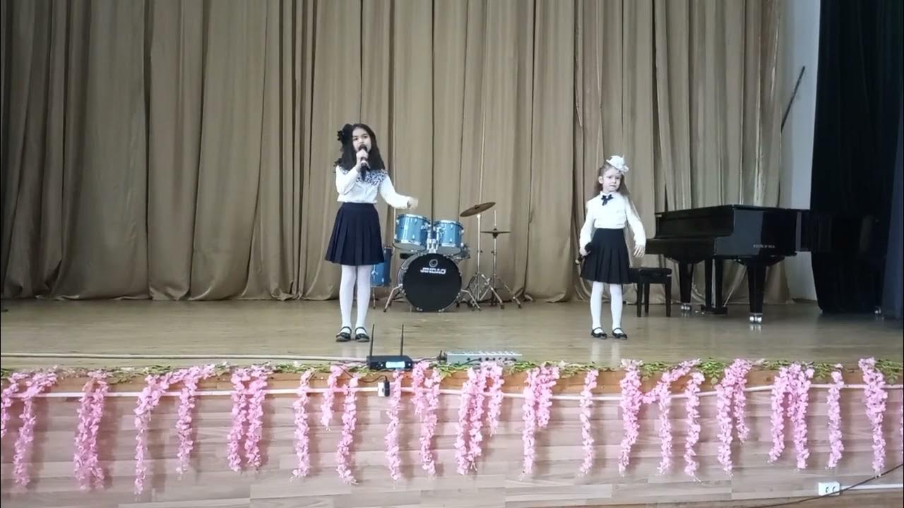 "Мисс совершенство" - песня из фильма "Мэри Поппинс, до свидания" - YouTube