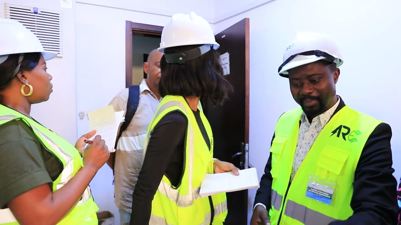 LES EXPERTS ARE RVA AEROPORT