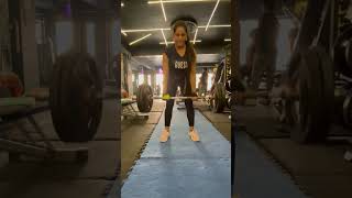 Be strong ?..40 kg deadlift ?deadlift gymmotivation strongwomen womenpower