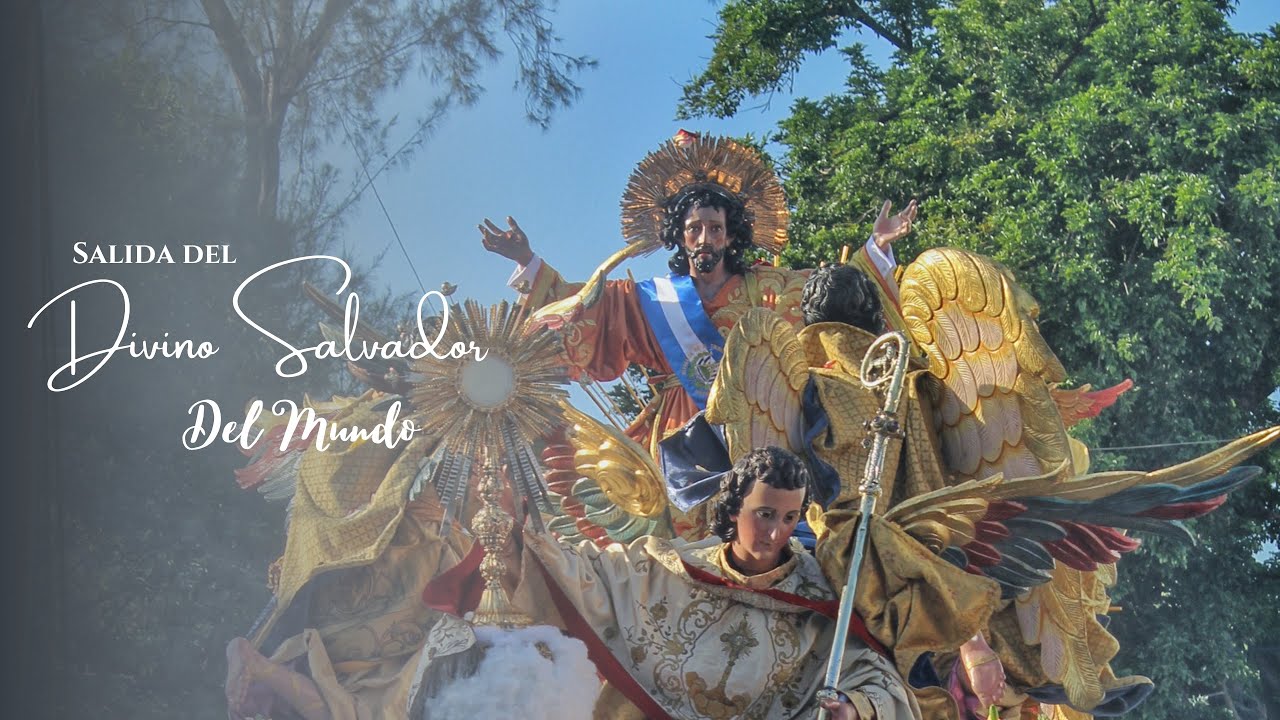 Salida de la procesión de la bajada del Divino Salvador del Mundo.