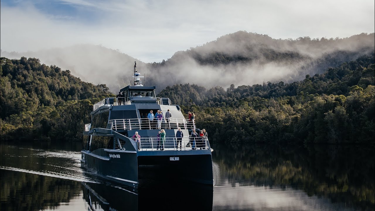 gordon river cruise spirit of the wild