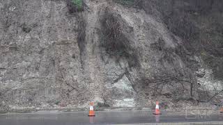 1-14-2020 Vicksburg, Ms Flash Flooding, mudslide blocks one land of highway, I-20 with water on it