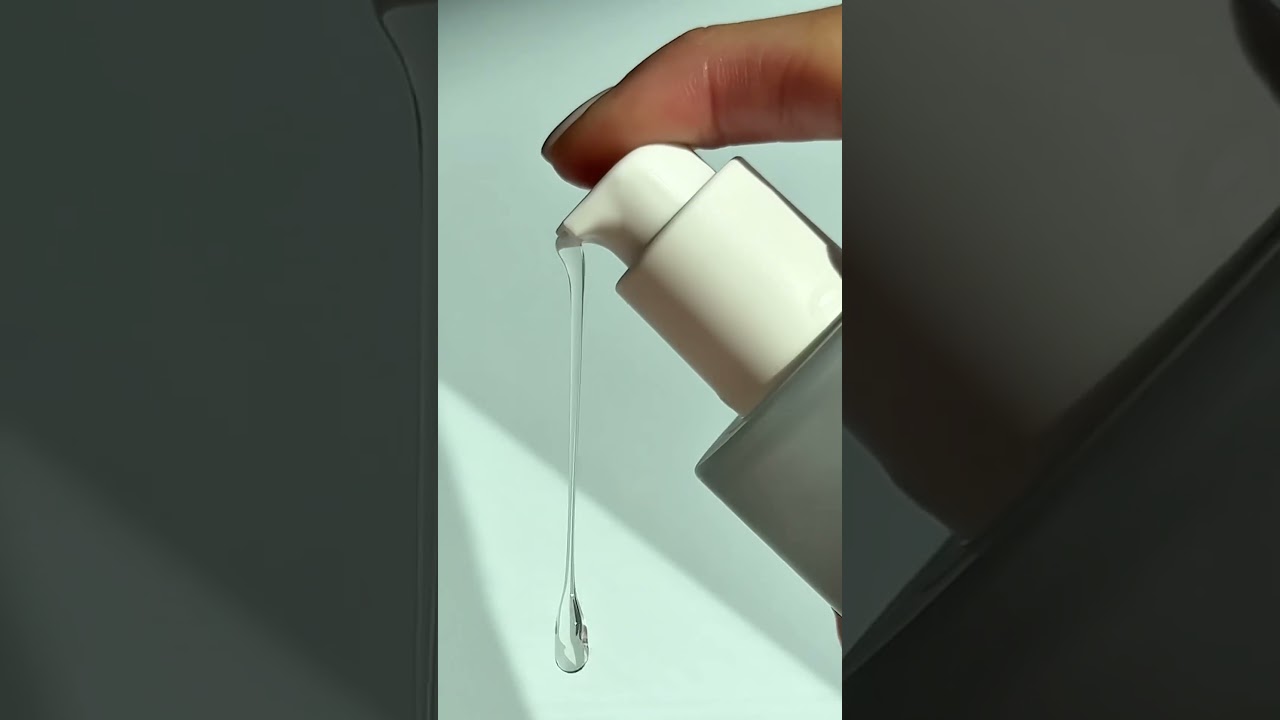 Calm and soothe your skin with the Haruharu Wonder Black Rice Hyaluronic Essence 💙 