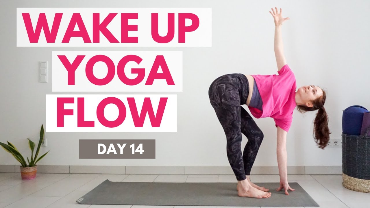10 min WAKE UP MORNING YOGA FLOW | 30 Day Morning Yoga Challenge | DAY ...