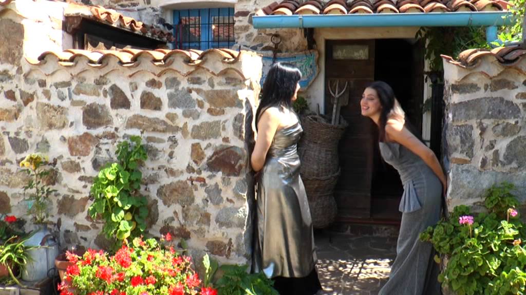 Sola so' - Cecilia Concas e Maria Giovanna Cherchi