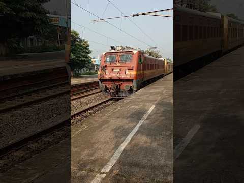 12384 - Sealdah