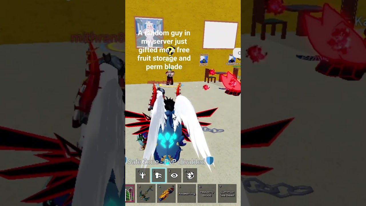 This is how I got free Fruit storage and Perm Blade fruit in BloxFruits ROBLOX 🎁 💰 🤑
