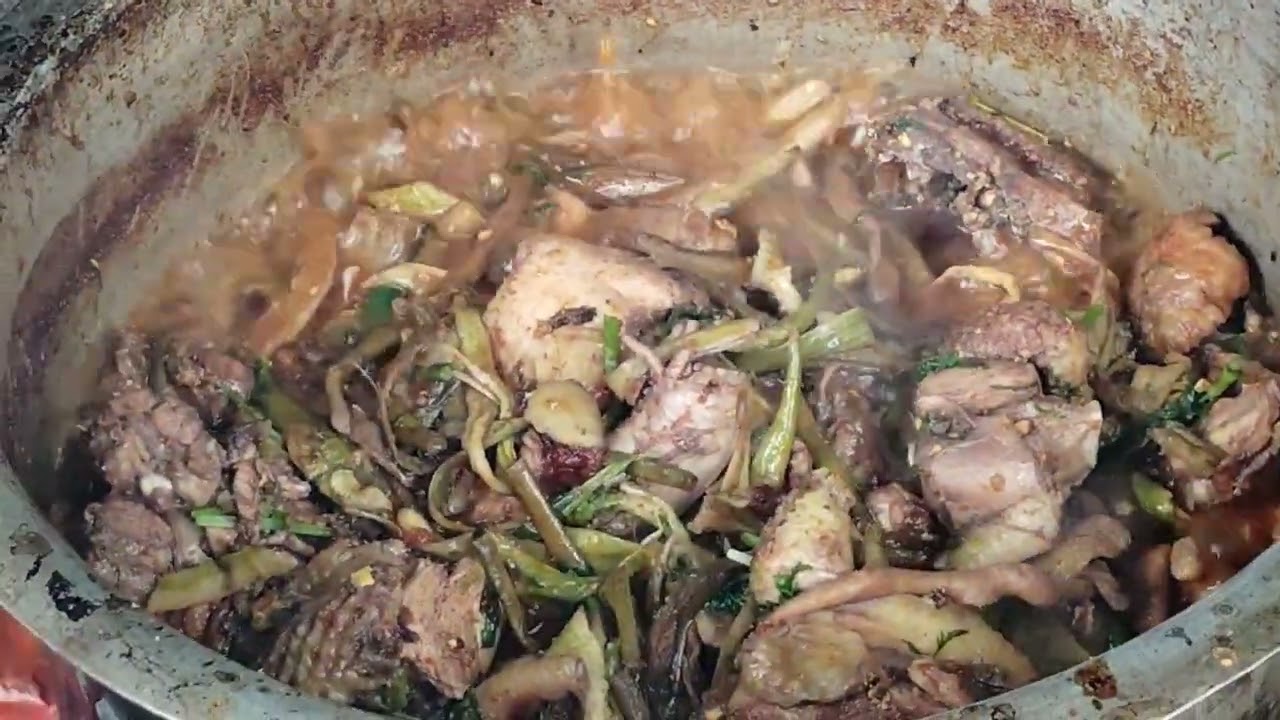 Day 3 of carring timber in the jungle 🌳🏫#timbertales #jungle build#woden house