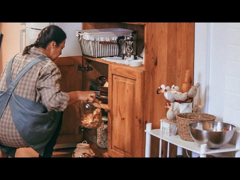 Cozy day at home in rainy weather | Fill the house with fragrant pastries and do needlework | VLOG
