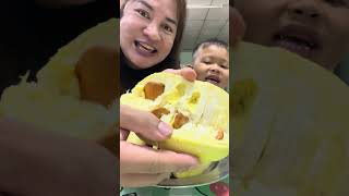 ไมครอนกินทุเรียนกับแม่ไหม #food