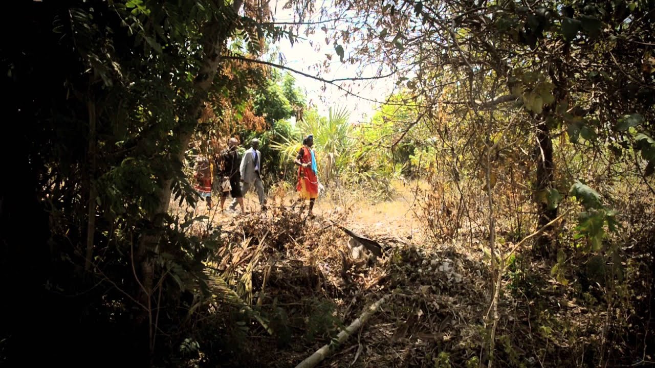 Ken Ring - Lyckas är ett måste (feat. Keya) [Officiell Video]