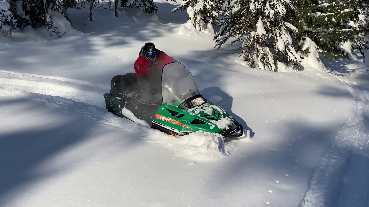 На Снегоходах Polaris Indy Voyageur 550 И Тайга Варяг 500 По Чумышу