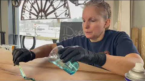 Epoxy Ocean Chacuterie Board Tutorial (Heather's W...