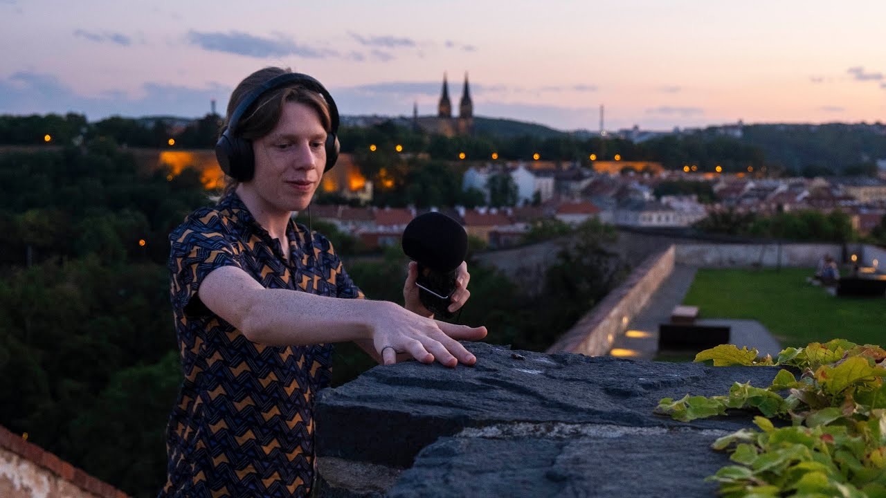 ASMR in Prague 🌇 (late night city sounds)