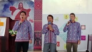 Narinding Pala' Puang - Trio Lakipadada