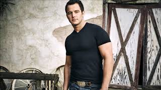 Easton Corbin - Dance Real Slow [WARNING: REAL COUNTRY]