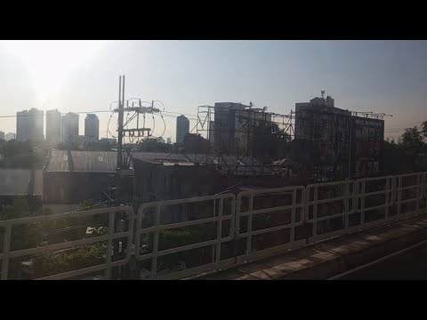 Habang Nasa mrt....