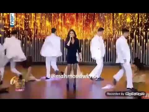 اليسا عمري ابتدا من حفل    