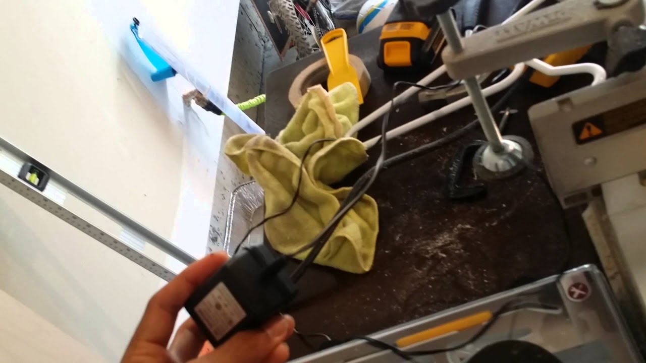 Dewalt dws782 LED Xps mitre saw - YouTube