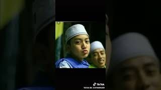 Download Lagu Gus azmi cucok MP3