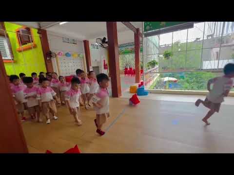 🌸🌸🌸 Chúng mình cùng nhảy nhanh, nhảy khéo với các bạn lớp 4B3 nào.