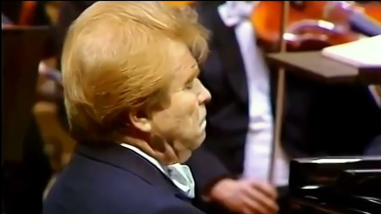 Emil Gilels - Mozart Piano Concerto No 27 B flat major K 595