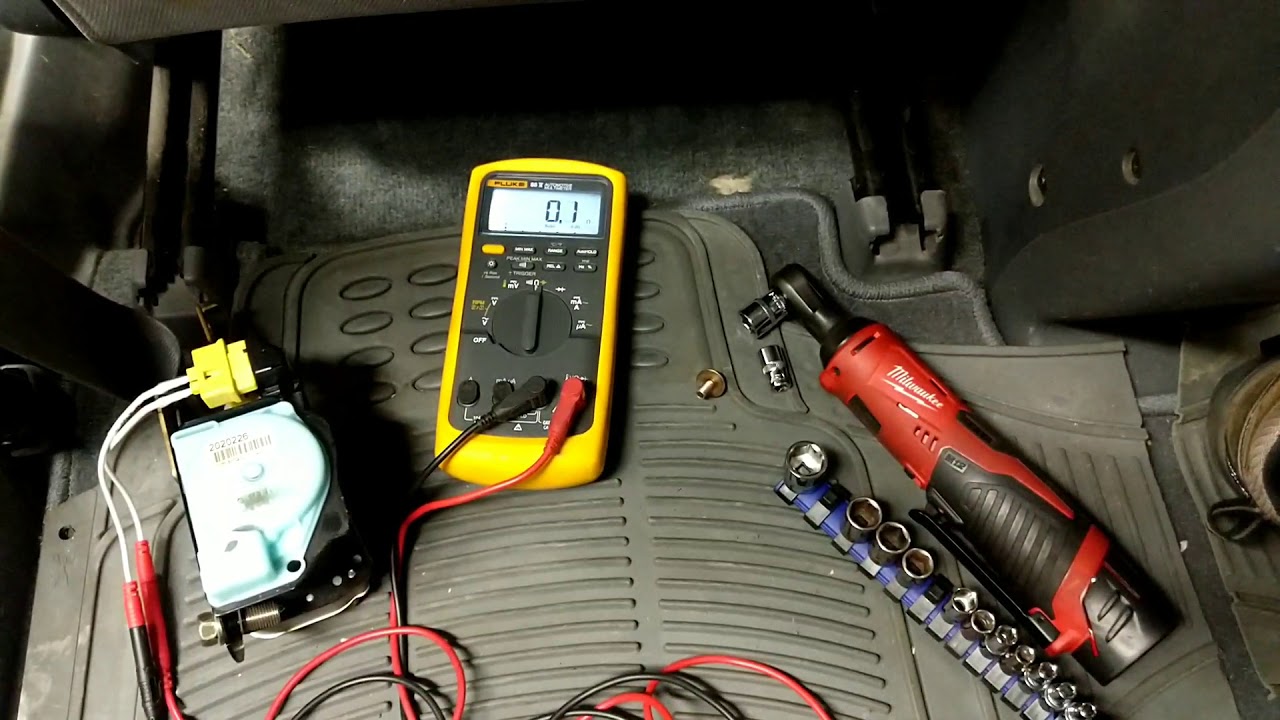 SRS Airbag Light Testing Seat Belt Pretensioner YouTube