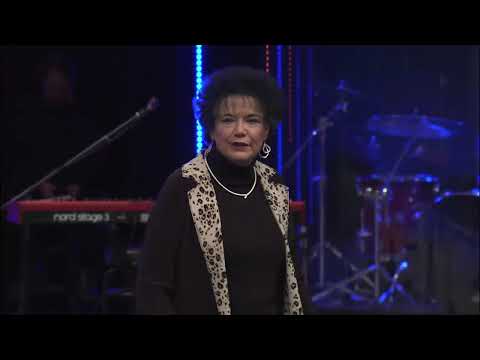COME EXPECTING, NOT PREDICTING | Pastor Lynette Hagin