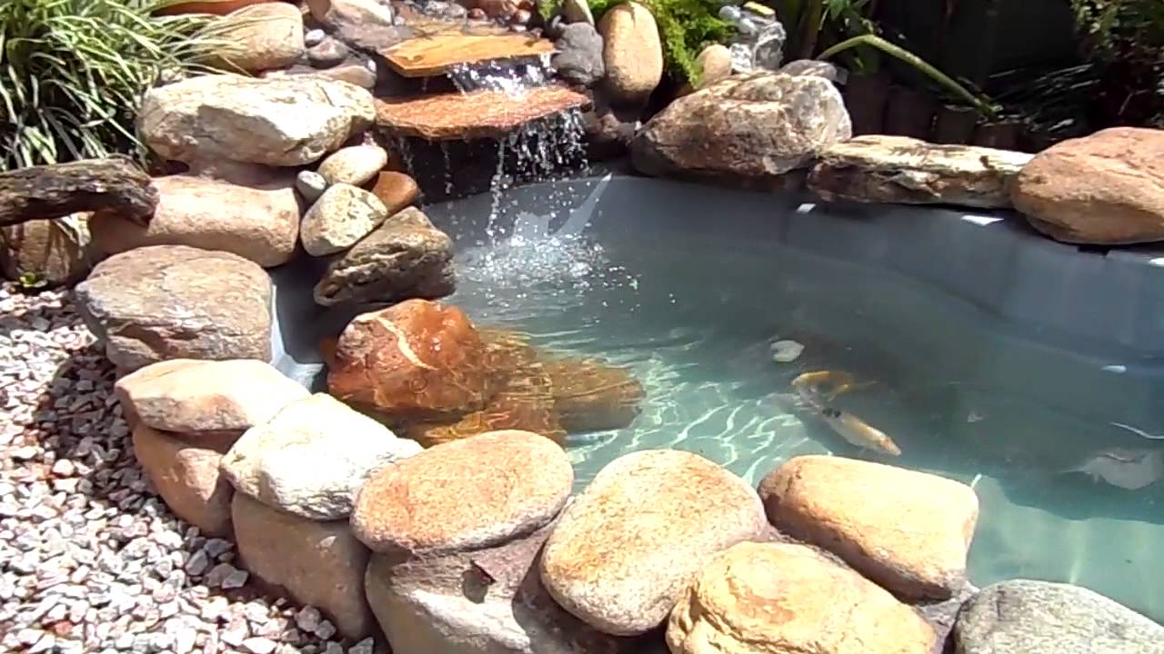 Cascata / lago para carpas jardim youtube Cascata em lago ornamental