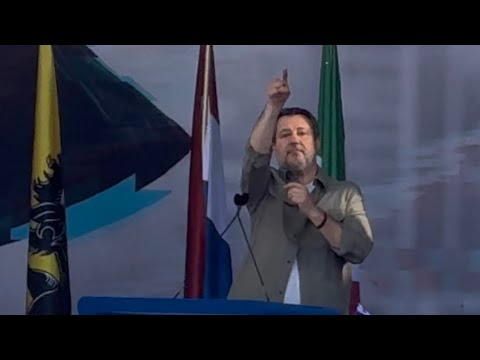 Video Salvini durissimo a Milano in piazza Duomo per levento Remigrazione dei Patrioti Europei
