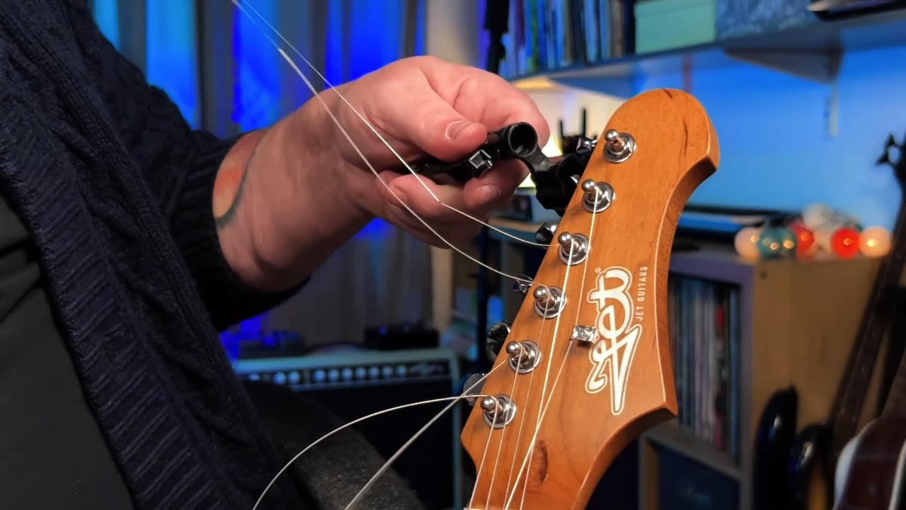 Changing Guitar Strings & Chat - Facebook Live Replay - YouTube