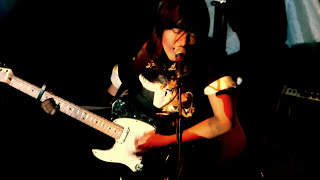 Video thumbnail of "Courtney Barnett - Elevator Operator ( Dublin April 2015)"