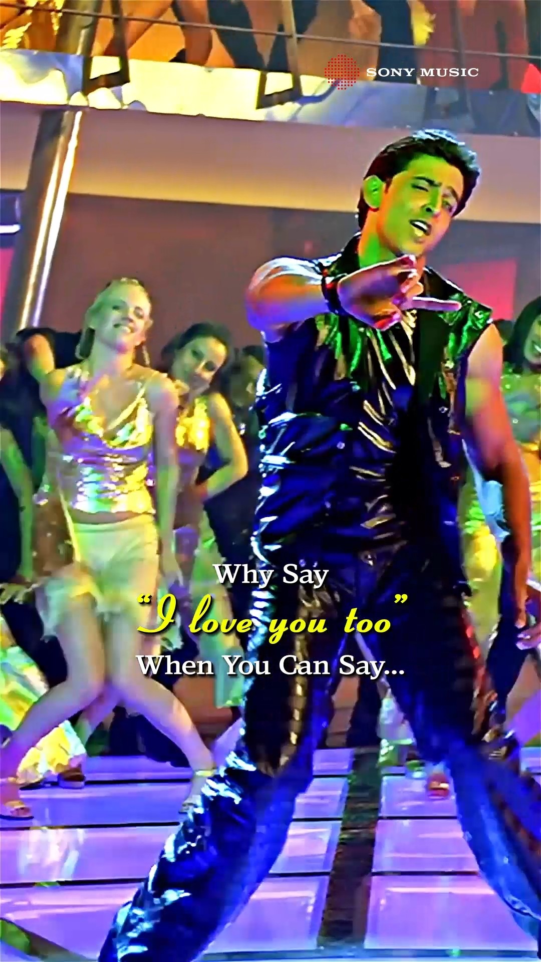 A song for every love story! ? #youaremysoniya #hrithikroshan #kareenakapoorkhan #alkayagnik