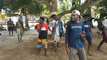 lagu kamoro akai kawe ( kampong umar arerau )