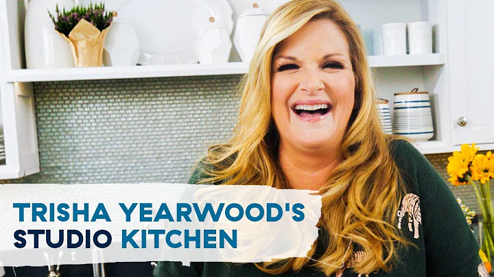 Trisha Yearwood Shows Us Her Studio Kitchen + Shar...