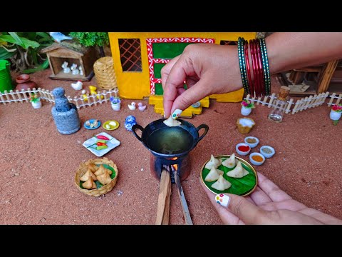 Miniature Chicken Samosa | Street Food | Perfect Samosa Recipe | Rini's Miniature |
