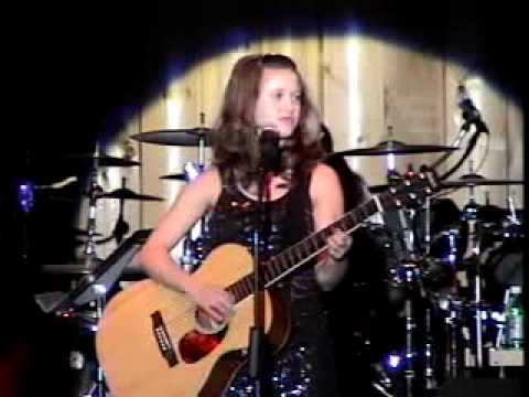 15 year old Courtney Walker sings at the Kentucky ...