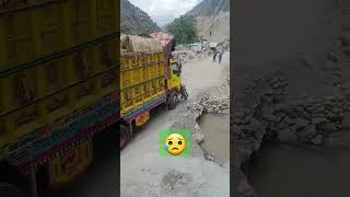 Truck Accident in Pakistan screenshot 3