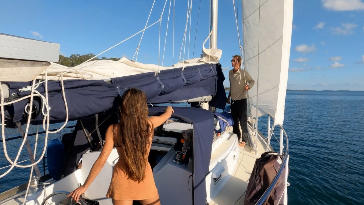 ⁣Beginner sailors navigate the Great Sandy Straits! - Episode 17