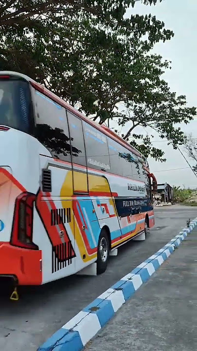 Kata Kata Driver Rosalia Indah #shorts #shortvideo #rosaliaindah #rosaliaindahmania  #busmania