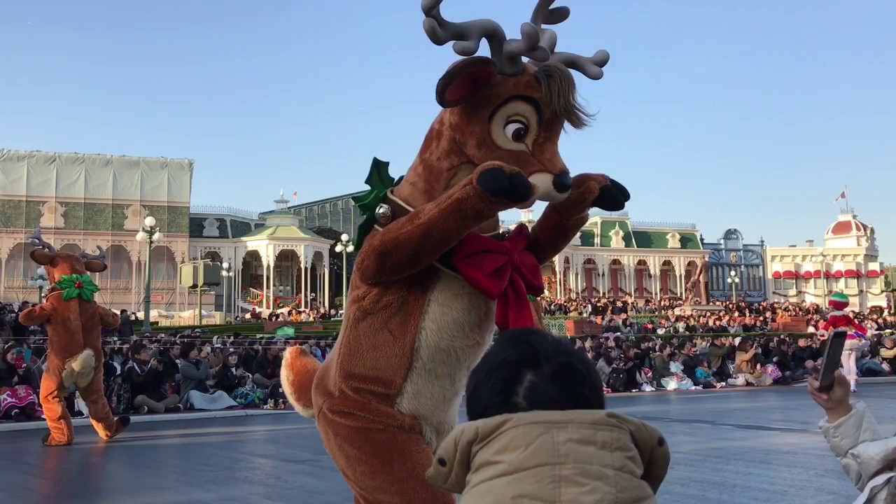 おもしろいトナカイ「クリスマスストーリーズ2016」