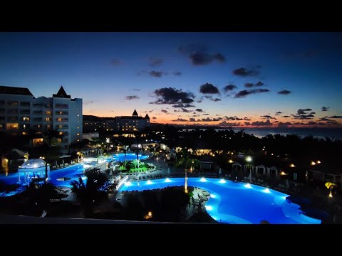 My trip to Bahia Principe Luxury hotel runaway bay in Jamaica, part one Travel day, first day.