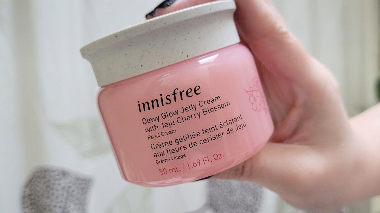 Innisfree Dewy Glow Jelly Cream Moisturizer REVIEW!! YouTube