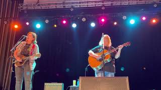 Watch Indigo Girls Cordova video