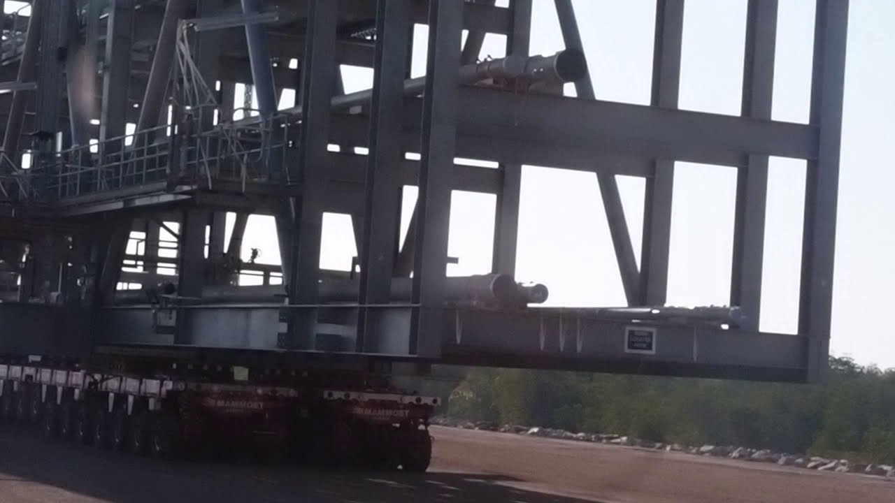 Transporting of LNG Module Trains for LNG Projects - YouTube